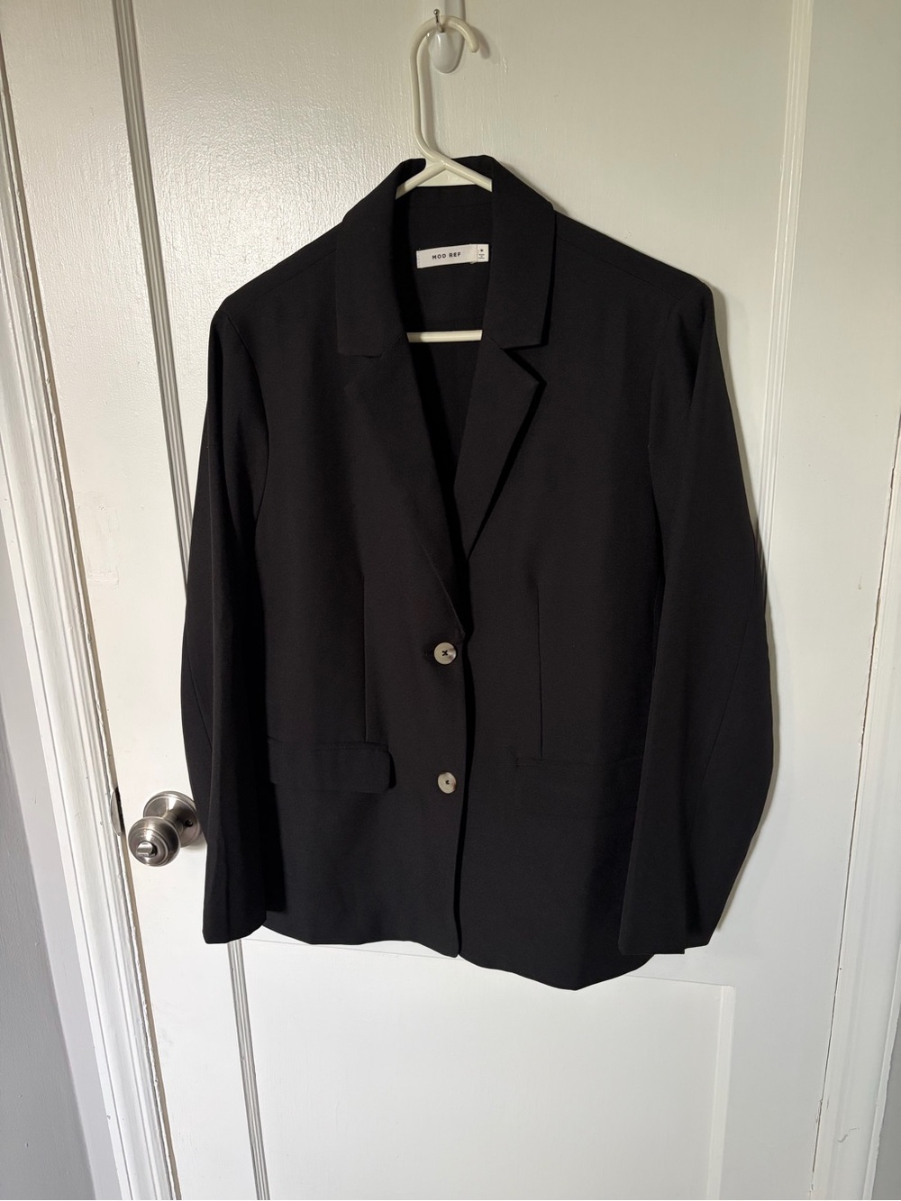 MOD REF Women’s Black Blazer